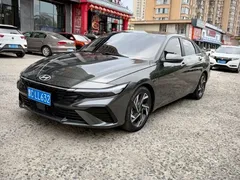 2023 Hyundai Elantra 1.5L CVT LUX Premium — фото 1