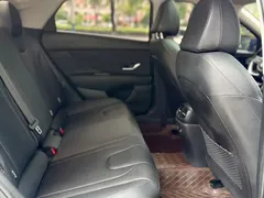 2023 Hyundai Elantra 1.5L CVT LUX Premium — фото 12