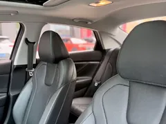 2023 Hyundai Elantra 1.5L CVT LUX Premium — фото 18
