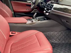 2022 BMW 5 Series 5 525Li M, белый — фото 13