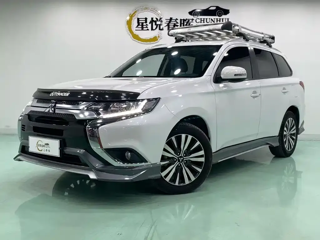 2021 Mitsubishi Outlander 2.0L 2WD 7