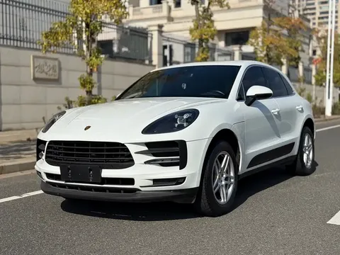 2021 Porsche Macan 2.0T