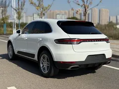 2021 Porsche Macan 2.0T, белый — фото 12