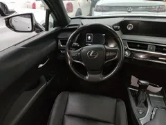 2020 Lexus UX 200, белый — фото 11