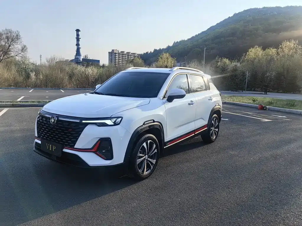 2022 Changan CS35 PLUS Blue Whale NE 1.4T DCT Luxury