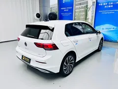 2023 Volkswagen Golf 280TSI DSG Pro, белый — фото 9