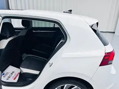 2023 Volkswagen Golf 280TSI DSG Pro, белый — фото 22
