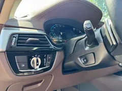 2022 BMW 5 Series 5 530Li xDrive, белый — фото 8
