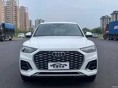 2021 Audi Q5L Sportback 40 TFSI Luxury — фото 2