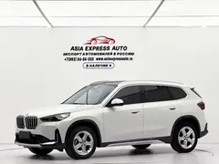 2023 BMW X1, белый — фото 1