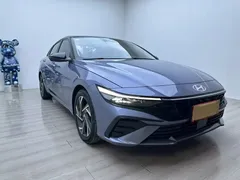 2023 Hyundai Elantra 1.5L CVT TOP Flagship, синий — фото 2