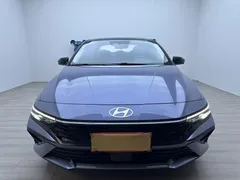 2023 Hyundai Elantra 1.5L CVT TOP Flagship, синий — фото 3