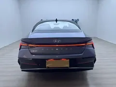 2023 Hyundai Elantra 1.5L CVT TOP Flagship, синий — фото 4