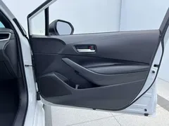 2022 Toyota Levin 185T CVT Luxury, белый — фото 20