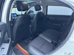 2023 Honda Vezel 1.5L CVT Tech, белый — фото 11