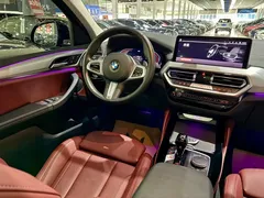 2022 BMW X4 25i M, чёрный — фото 8