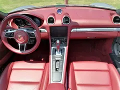 2022 Porsche 718 Boxster 2.0T — фото 18