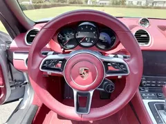 2022 Porsche 718 Boxster 2.0T — фото 19