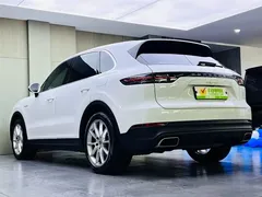 2021 Porsche Cayenne E-Hybrid 2.0T PHEV, белый — фото 6