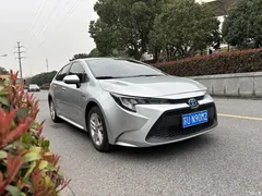 2022 Toyota Levin Hybrid 1.8H E-CVT Base — фото 3