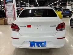 2020 Kia Huanchi 1.4L AT Comfort Sunroof, белый — фото 5