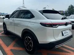 2023 Honda Vezel 1.5L CVT Tech, белый — фото 6