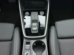 2023 Audi A3 Sportback 35 TFSI, зелёный — фото 10