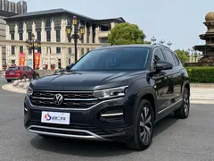 2022 Volkswagen Tayron 330TSI 2WD Luxury Smart Connect, чёрный — фото 1