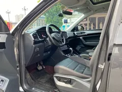 2022 Volkswagen Tayron 330TSI 2WD Luxury Smart Connect, чёрный — фото 11