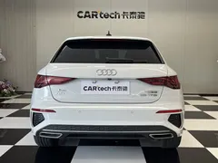 2022 Audi A3 Sportback 35 TFSI, белый — фото 6