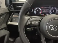 2022 Audi A3 Sportback 35 TFSI, белый — фото 25