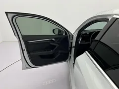 2023 Audi A3 Sportback 35 TFSI Luxury Sport, белый — фото 22