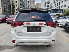 2021 Mitsubishi Outlander 2.0L 2WD 7, белый — фото 5