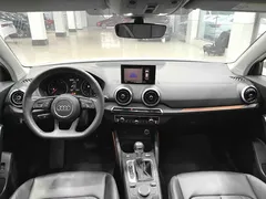 2022 Audi Q2L 35 TFSI Fashion Sport, белый — фото 9
