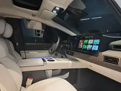 2025 Li Auto MEGA Ultra Smart Refresh, белый — фото 25