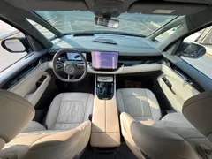 2024 Zeekr 009 6-Seat Executive 4WD 108kWh, чёрный — фото 7