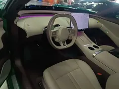 2025 Xiaomi YU7, зелёный — фото 6