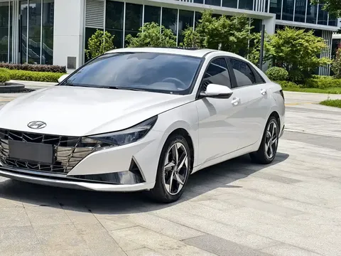 2021 Hyundai Elantra 240TGDi DCT LUX Premium