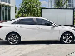 2021 Hyundai Elantra 240TGDi DCT LUX Premium, белый — фото 6