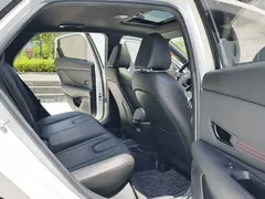 2021 Hyundai Elantra 240TGDi DCT LUX Premium, белый — фото 32