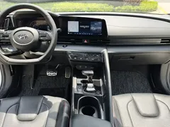 2021 Hyundai Elantra 240TGDi DCT LUX Premium, белый — фото 35