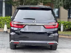 2022 Honda Odyssey 2.0L e:HEV, чёрный — фото 11