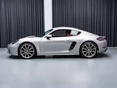 2021 Porsche Cayman 2.0T — фото 3