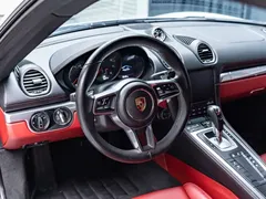 2021 Porsche Cayman 2.0T — фото 10