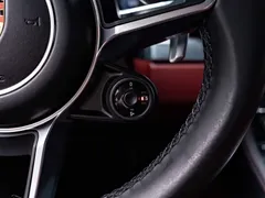 2021 Porsche Cayman 2.0T — фото 11