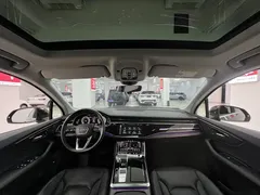 2022 Audi Q7 55 TFSI quattro S line Sport, чёрный — фото 5