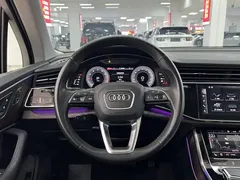 2022 Audi Q7 55 TFSI quattro S line Sport, чёрный — фото 15