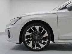 2022 Audi A3L Limousine 35 TFSI Fashion Sport, белый — фото 7