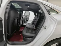 2022 Audi A3L Limousine 35 TFSI Fashion Sport, белый — фото 10