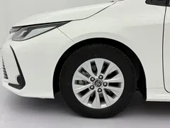 2021 Toyota Corolla TNGA 1.5L CVT Elite, белый — фото 21